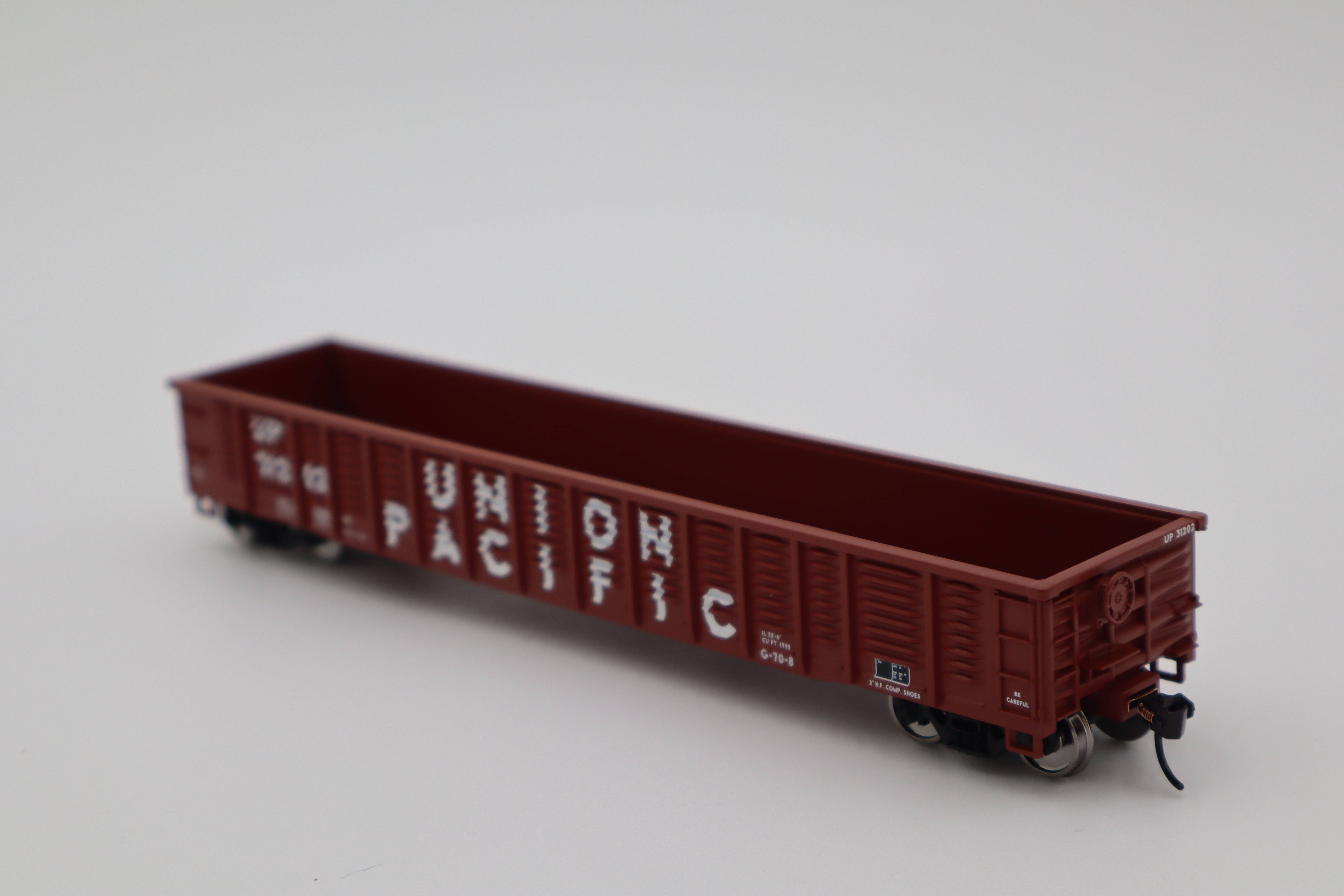 Walthers HO 910-6090 - Mainline - 53' Corrugated-Side Gondola "Union Pacific" #31217