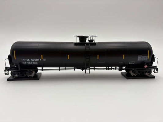 Walthers HO 920-100774 - Proto - 55' Trinity Modified 30,145-Gallon Tank Car "Conoco Phillips" #660017 (PPRX)