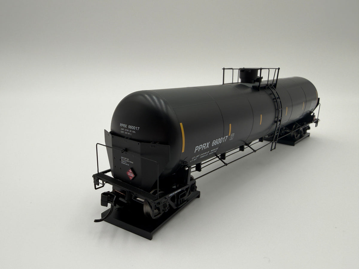 Walthers HO 920-100777 - Proto - 55' Trinity Modified 30,145-Gallon Tank Car "Conoco Phillips" #660606 (PPRX)