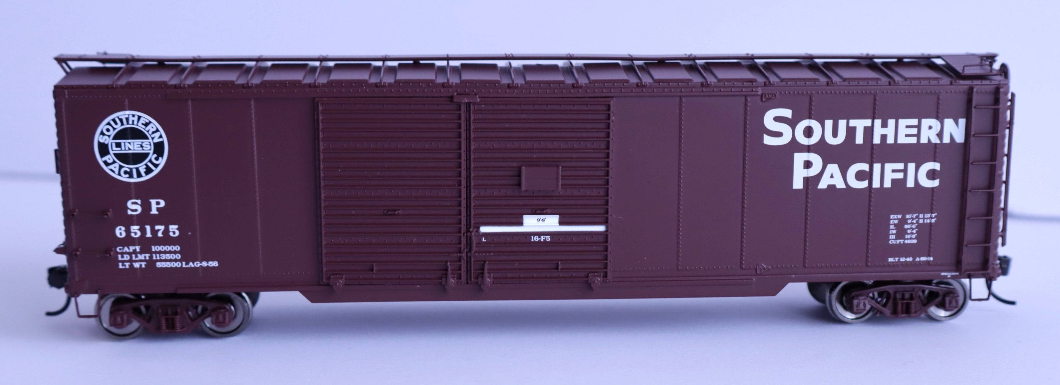 Walthers HO 920-101687 - Proto - 50' AAR Double-Door Boxcar "Southern Pacific" #65404 (TM)