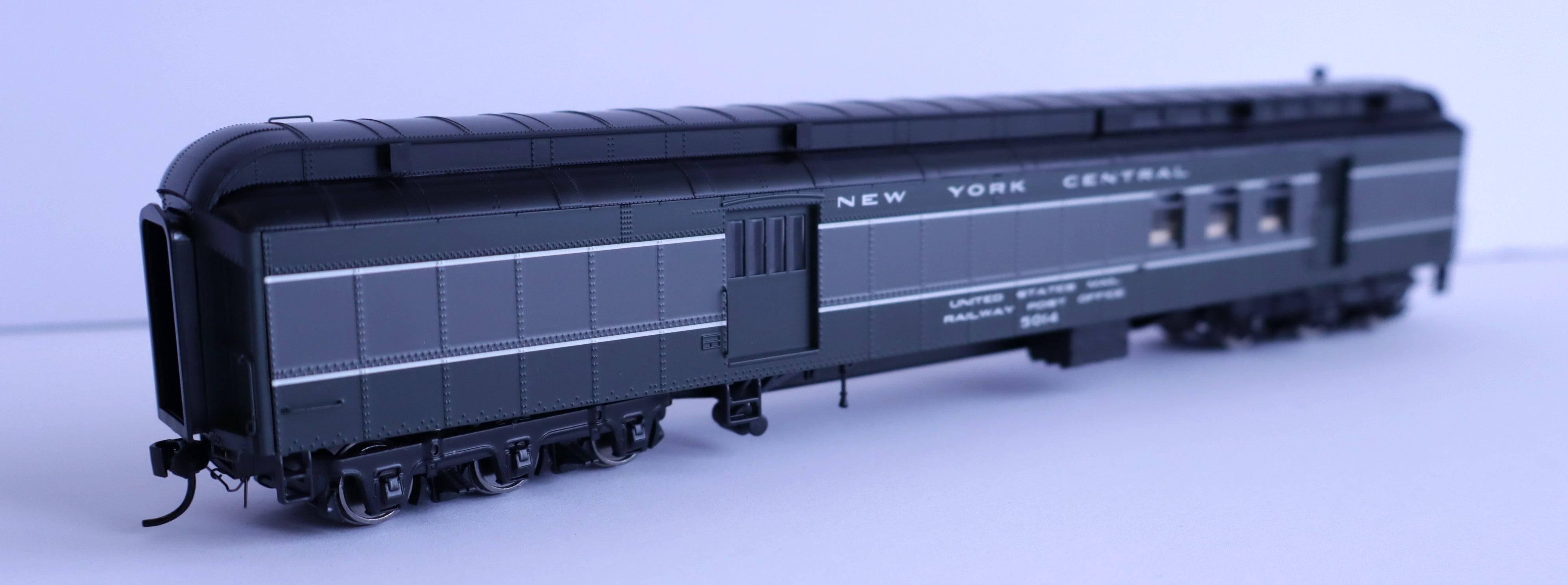 Walthers HO 920-17417 - Proto - 70' Heavyweight RPO Baggage Car "New York Central" #5015