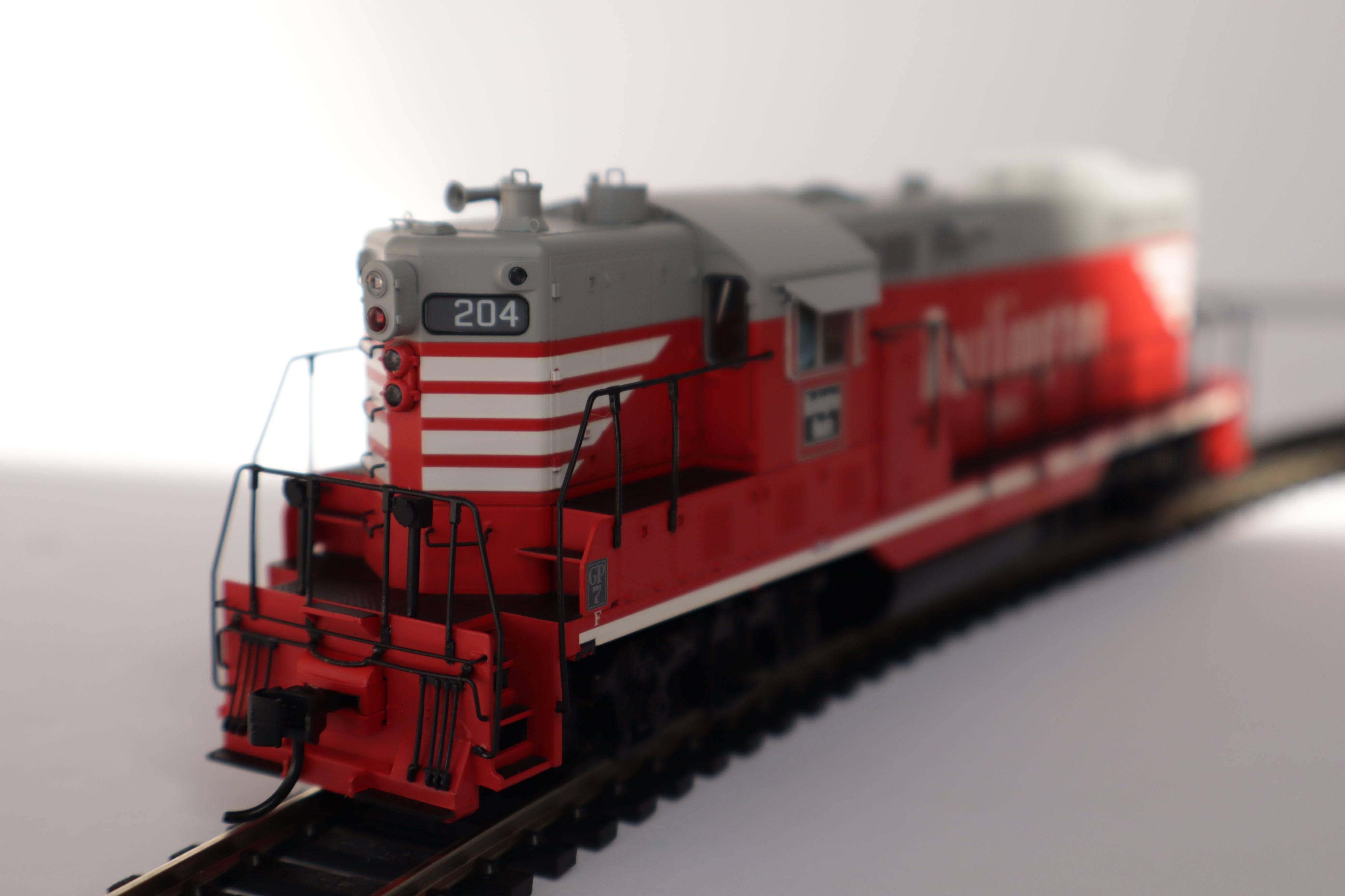 Walthers HO 920-42419 - Proto - EMD GP7 Diesel Locomotive "Chicago, Burlington & Quincy" #204 w/ DCC/Sound