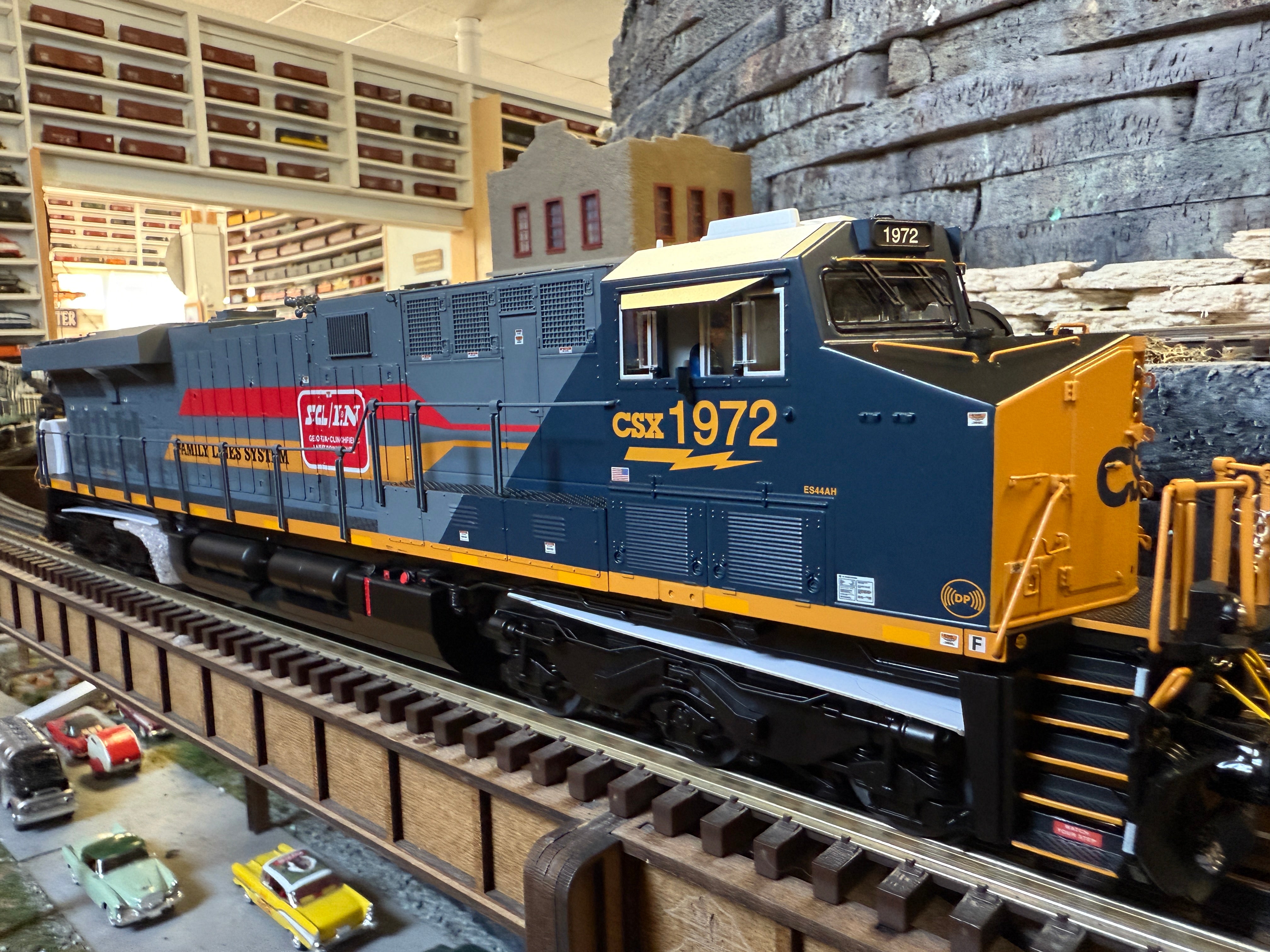 Lionel 2533569 - Legacy ES44 Diesel Locomotive "Family Lines" #1972 CSX (Non-Powered)