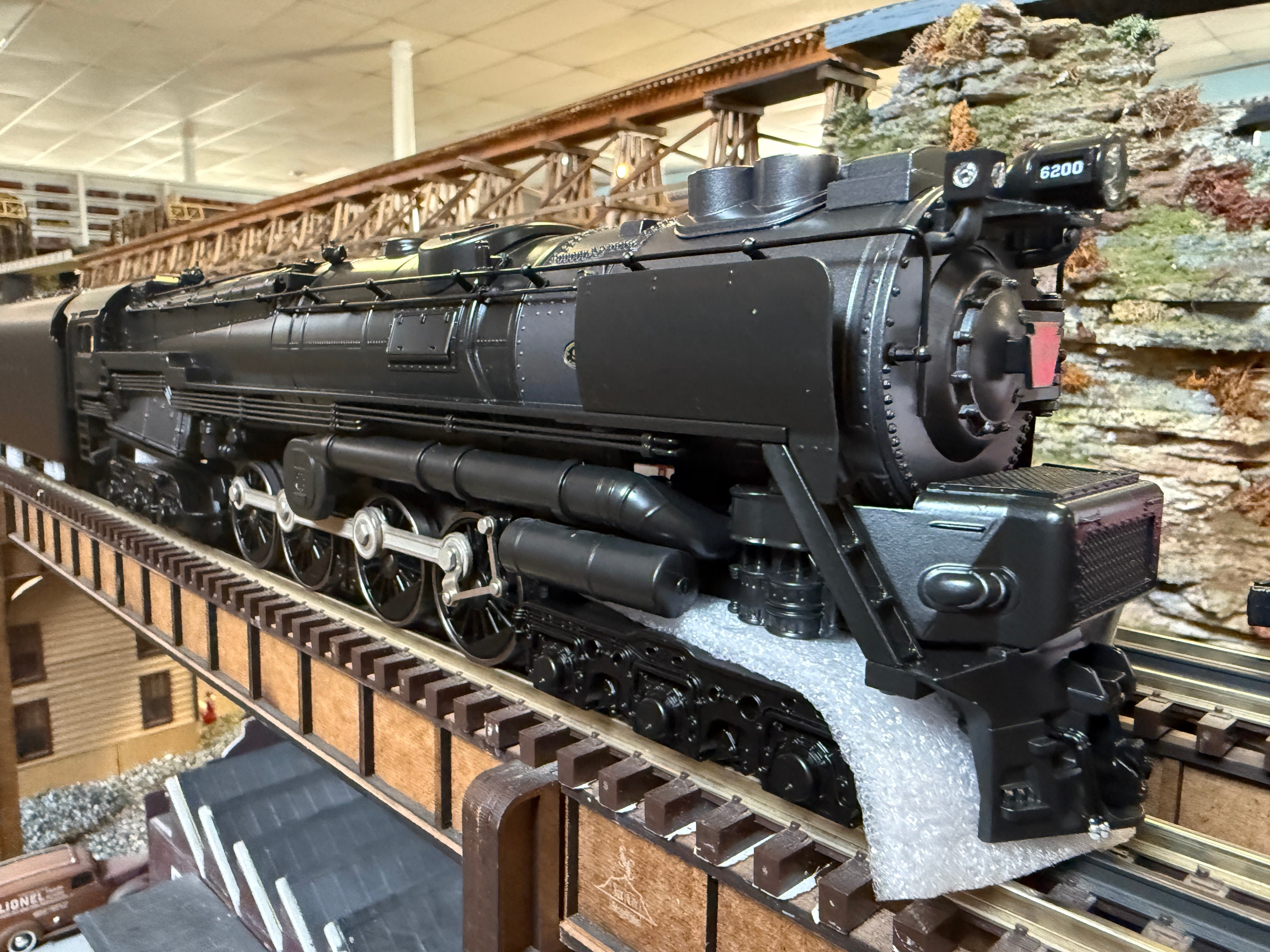 Lionel 2531440 - Legacy S2 Steam Locomotive "Pennsylvania" #6200 (As Built) Brunswick Green