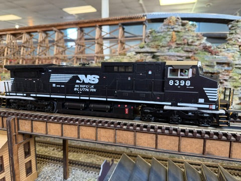 MTH 20-21967-1 - Dash-8 Diesel Engine "Norfolk Southern" #8412 w/ PS3