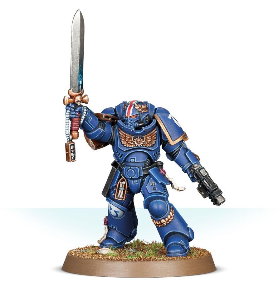 Games Workshop 48-84 - Warhammer 40,000 - Space Marines: Primaris Lieutenant with Power Sword