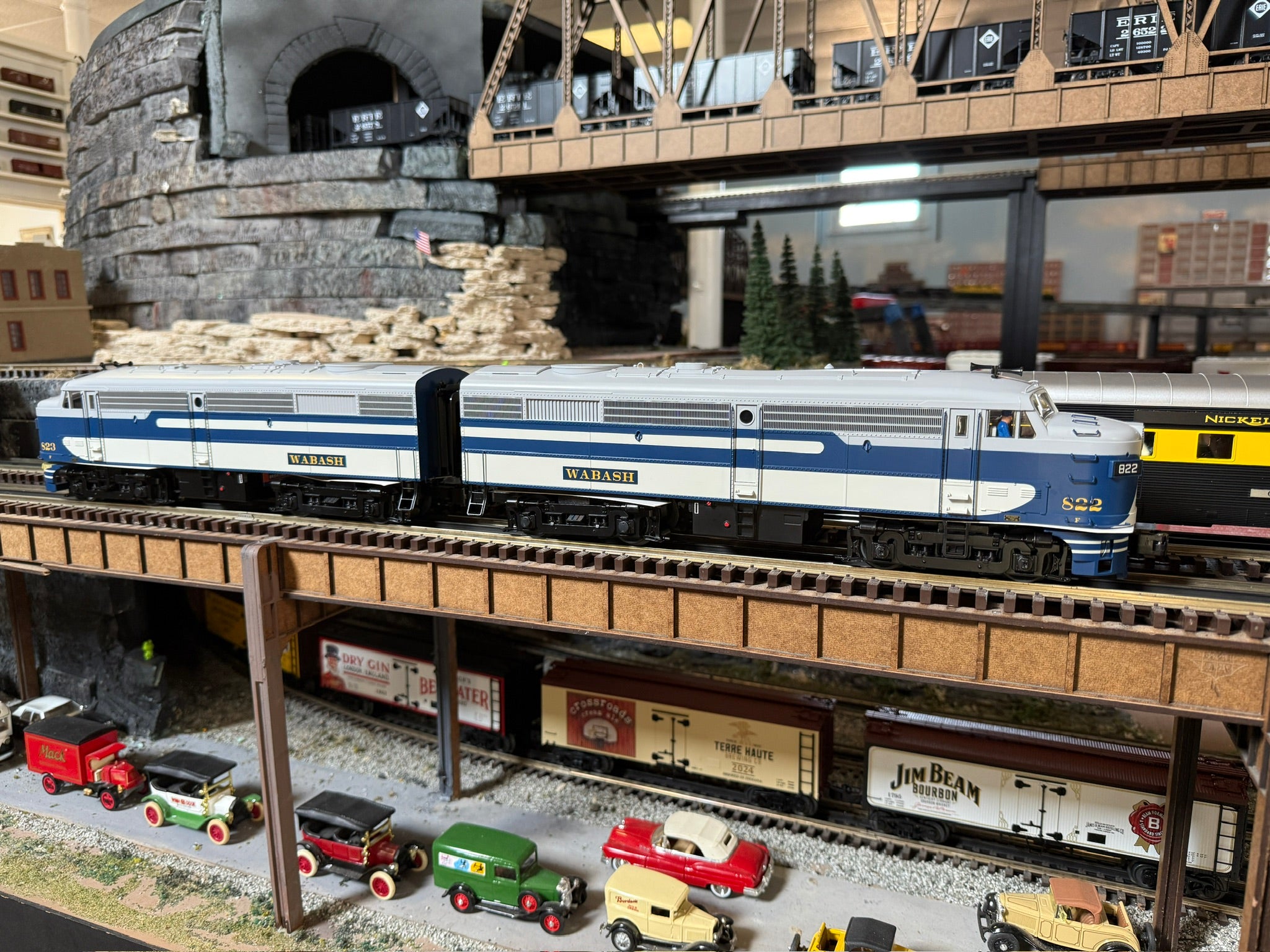 Lionel 2533920 - Legacy FA-2 AA Diesel Set "Wabash" #822/823