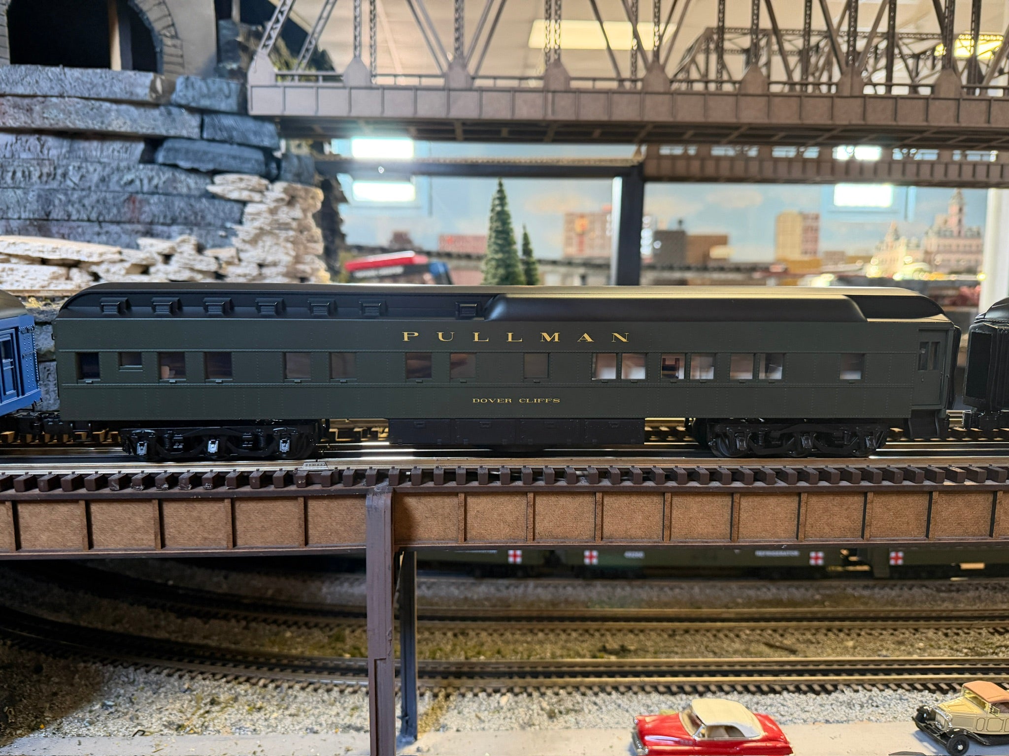 Lionel 2527600 - 20th Century 18" Passenger Car "Pullman" (2-Car) Set #2