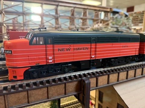 Lionel 2533961 - Legacy FA-2 AA Diesel Set "New Haven" #0404/0406 - Custom Run for MrMuffin'sTrains