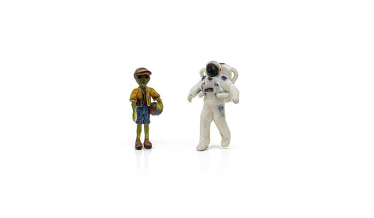 Woodlannd Scenics A2861 - Find Me Figures - Cosmic Travelers - MrMuffin'sTrains