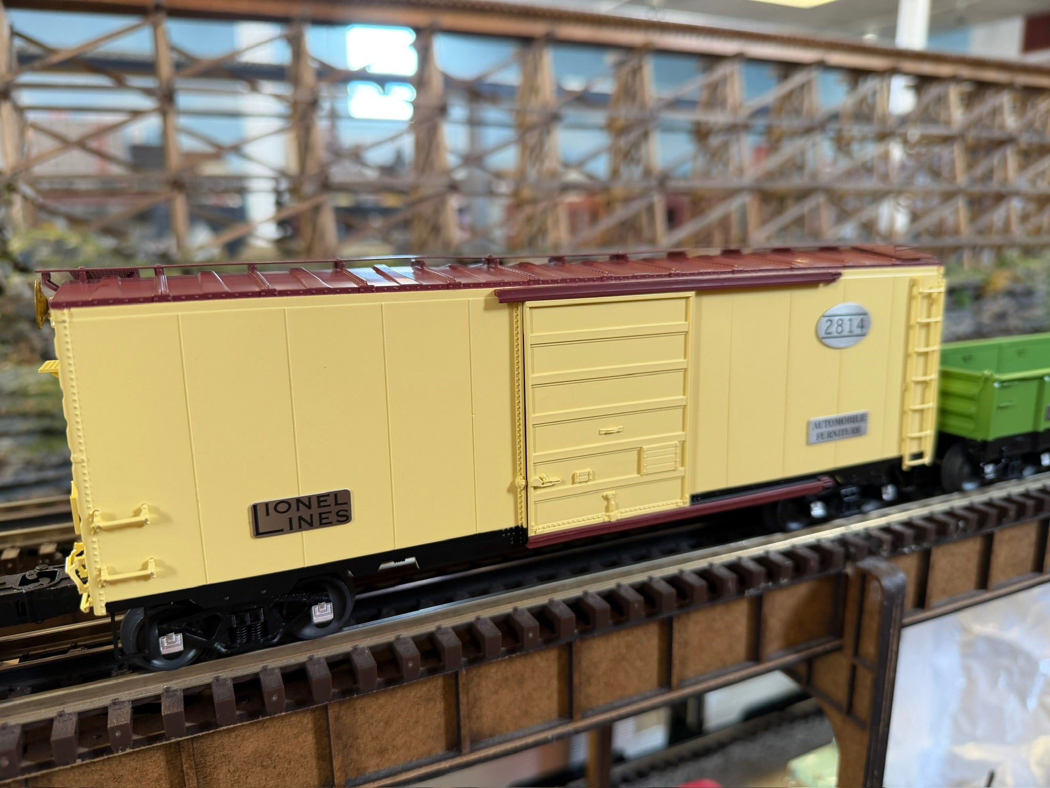 Lionel 2522030 - Vision Line Hudson Prewar Freight Set "Lionel Lines"