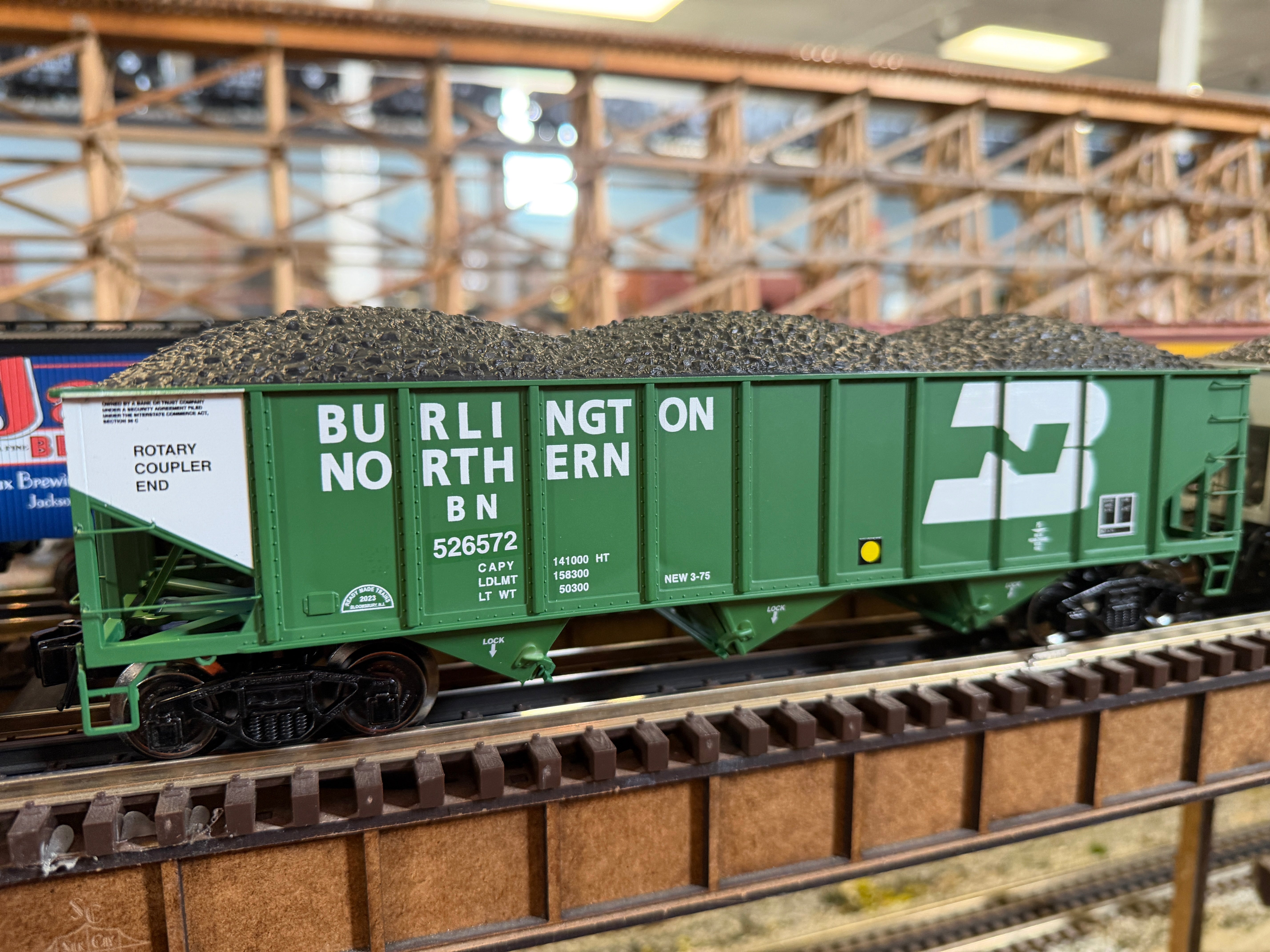 Ready Made Trains RMT-66228 - 70 Ton 3-Bay Coal Hopper Car "Burlington Northern" w/ Load