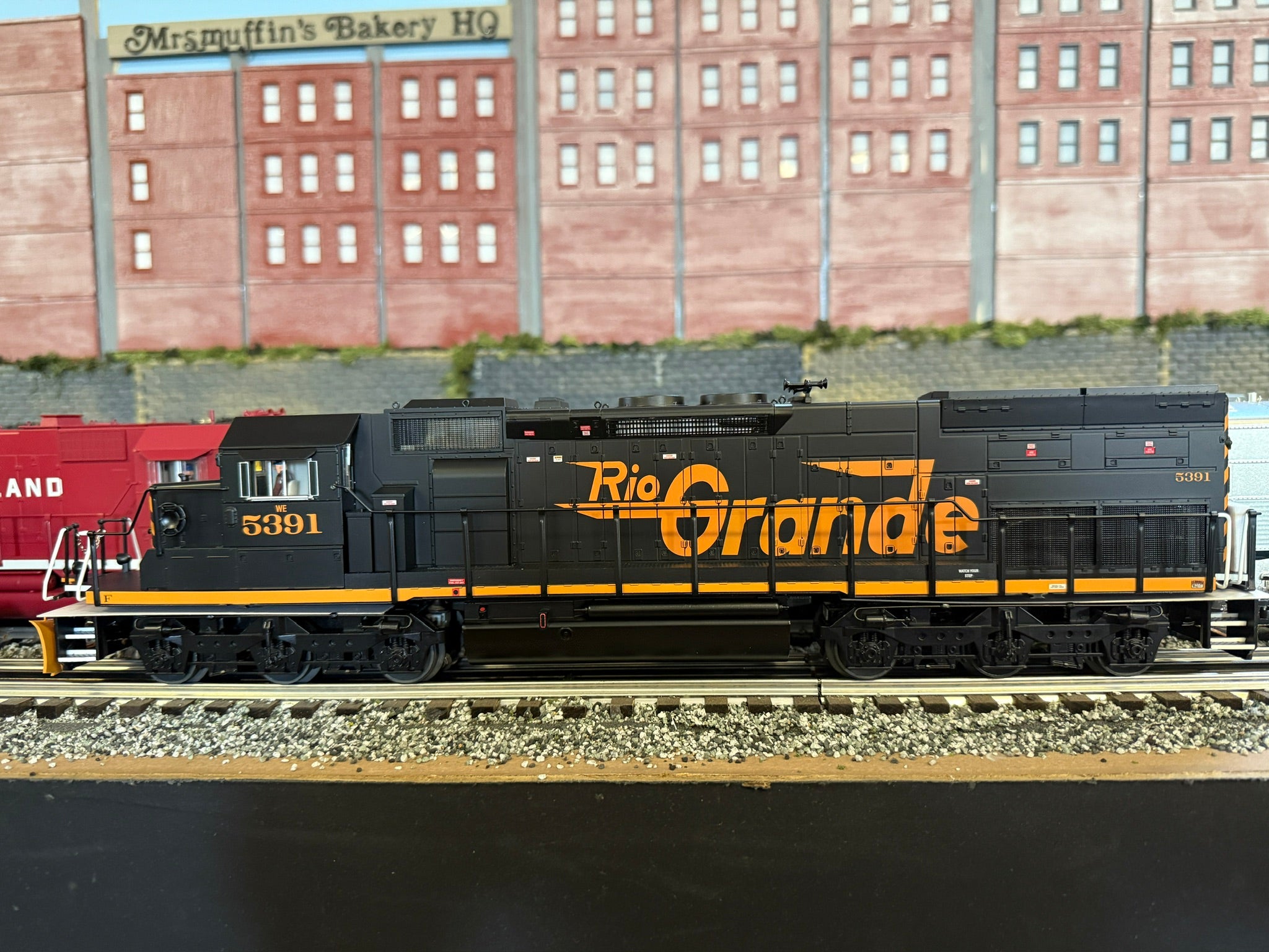 Lionel 2533832 - Legacy SD40T-2 Diesel Locomotive "Denver & Rio Grande" #5413