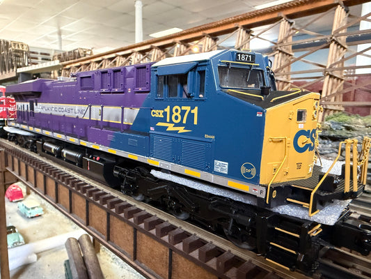 Atlas O 30138417 - Premier - ES44AC Diesel Locomotive "CSX" #1871 (ACL Heritage) - MrMuffin'sTrains