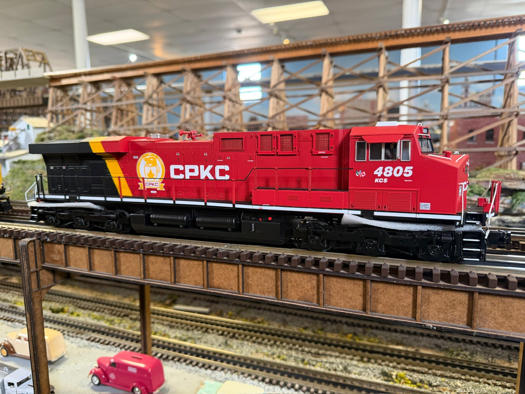 Atlas O 30138415 - Premier - ES44 Diesel Locomotive "Canadian Pacific Kansas City" #4805