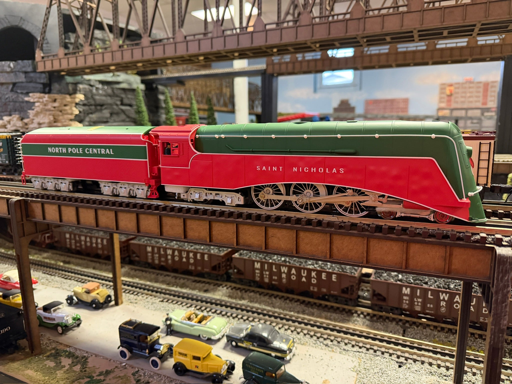 Lionel 2531420 - Vision Line Commodore Vanderbilt "North Pole Central" #Saint Nicholas - MrMuffin'sTrains