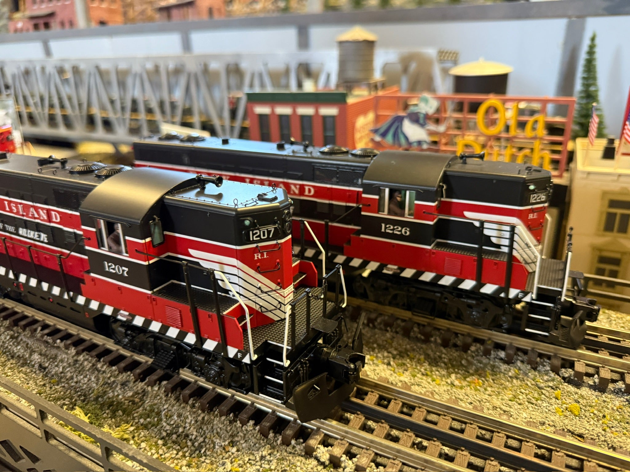 MTH 20-29047-1 - GP-7 Diesel Engine "Rock Island" #1226 w/ PS3