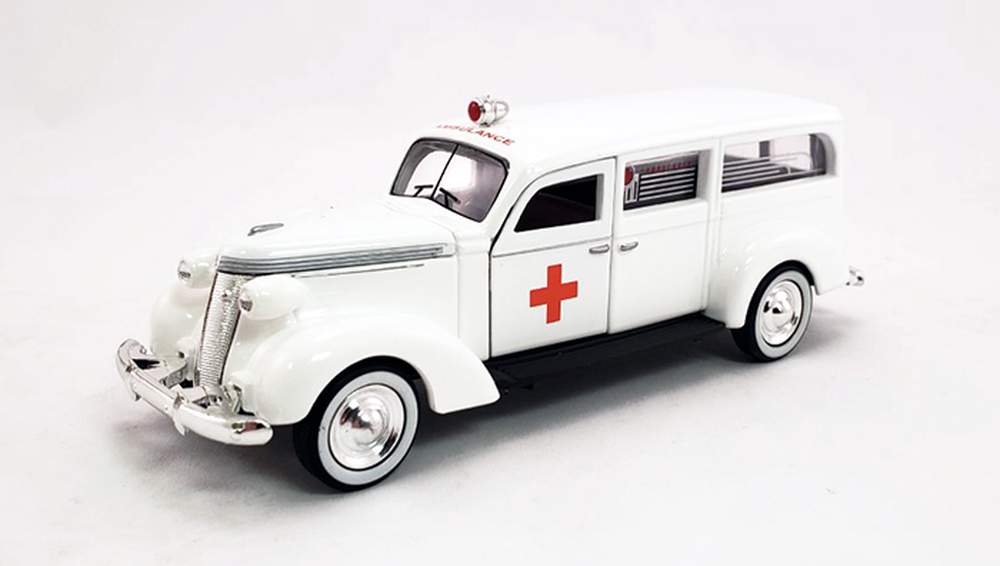 American Heritage Models 70427 - 1937 Studebaker Ambulance (White) 1/43 Diecast Car