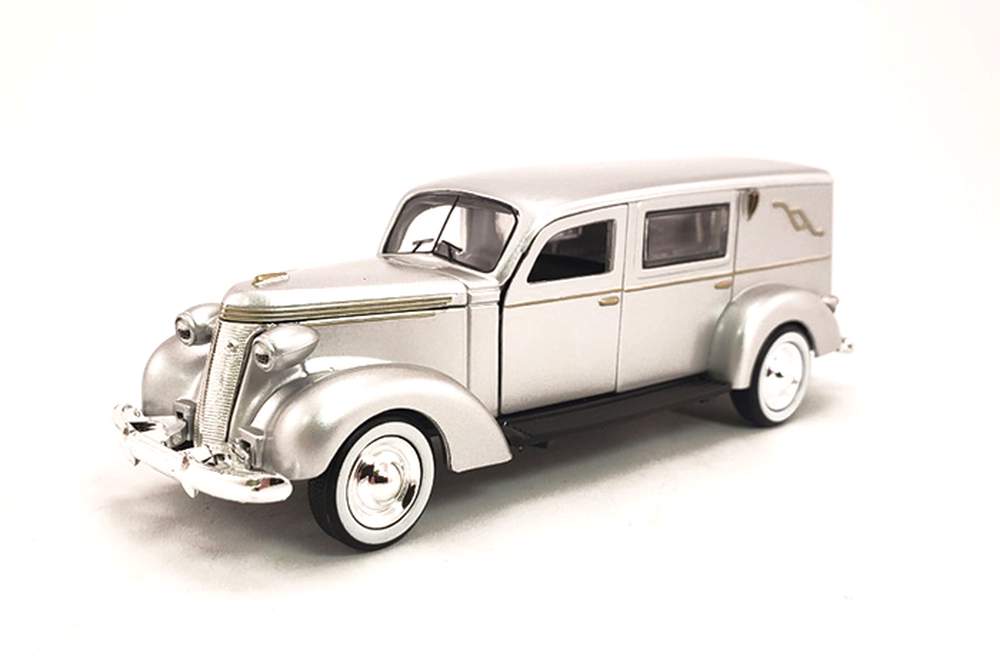American Heritage Models - 1937 Studebaker Hearse (Silver) - 1/43 Scale
