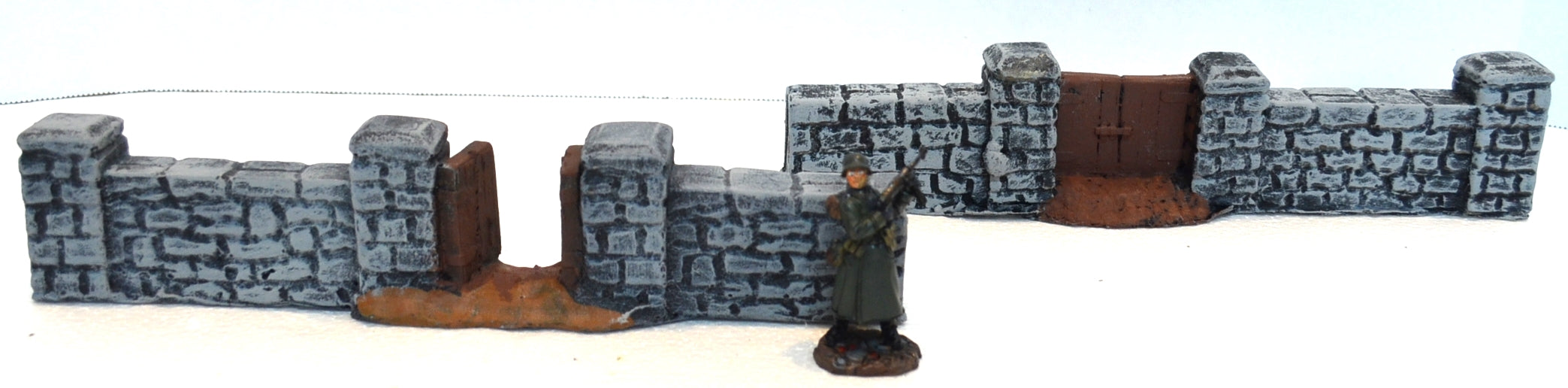 Atherton Scenics - WWII - Stone Wall Set (12 Pack)
