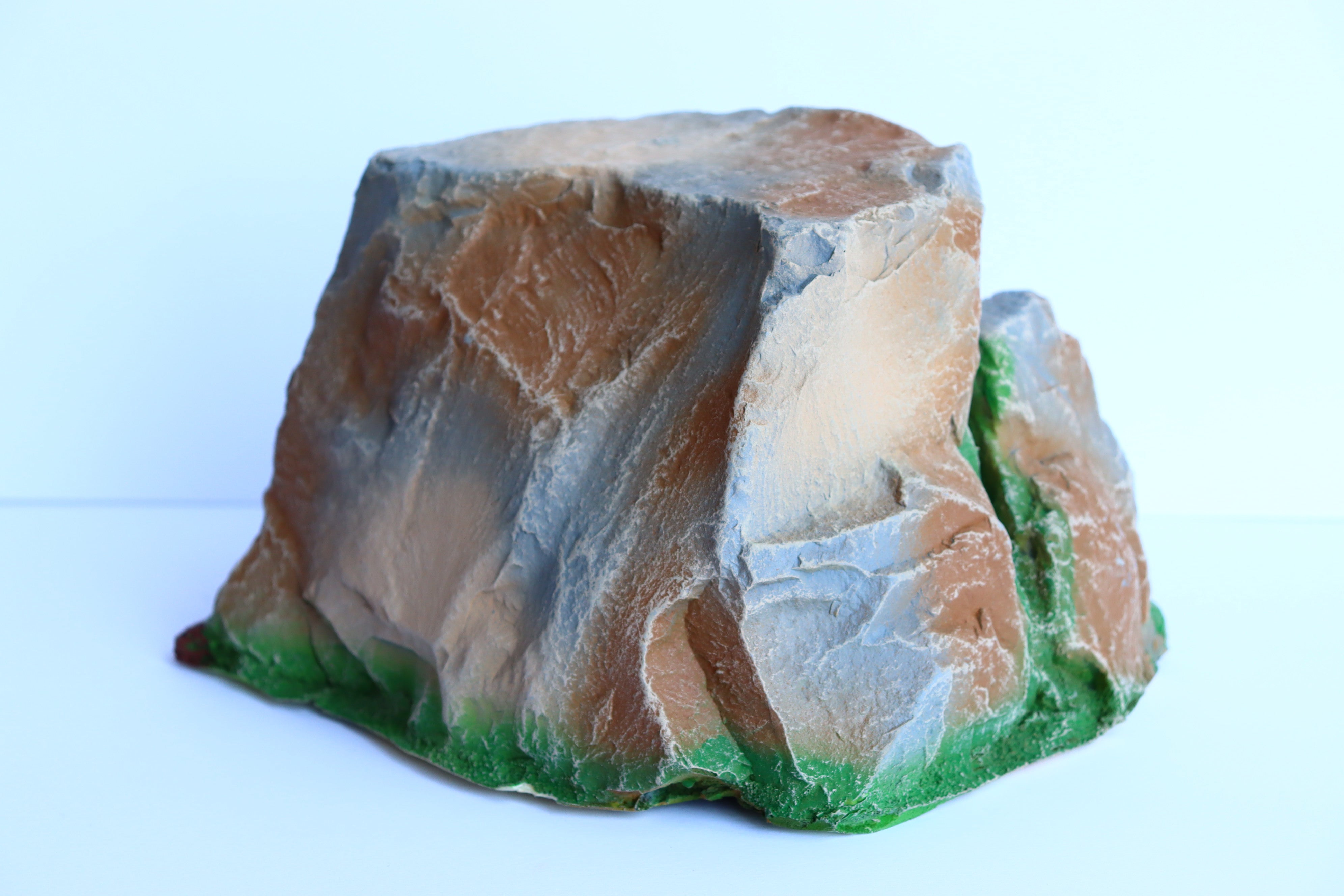 Atherton Scenics 9927 - Rock Stone Outcropping Diorama