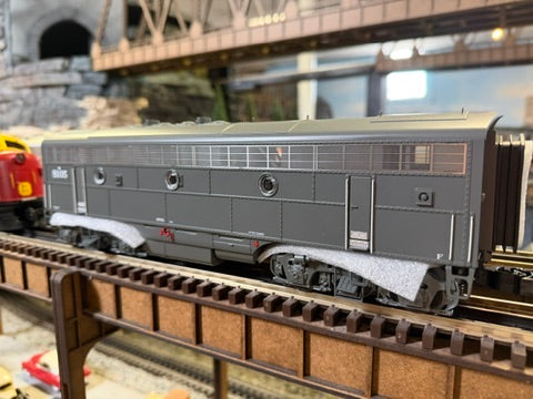 MTH 20-21999-3 - F-7 B Unit Diesel Engine "Southern Pacific" #8105 w/ PS3 (Non-Powered) - MrMuffin'sTrains