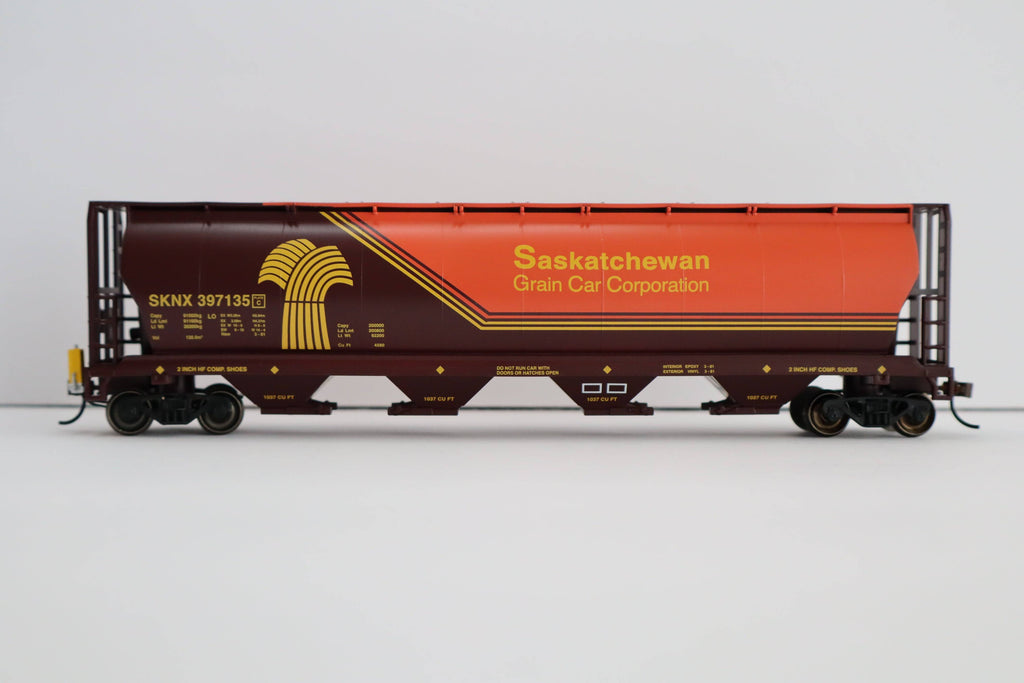 Bachmann HO 73802 - Cylindrical 4-Bay Grain Hopper Car