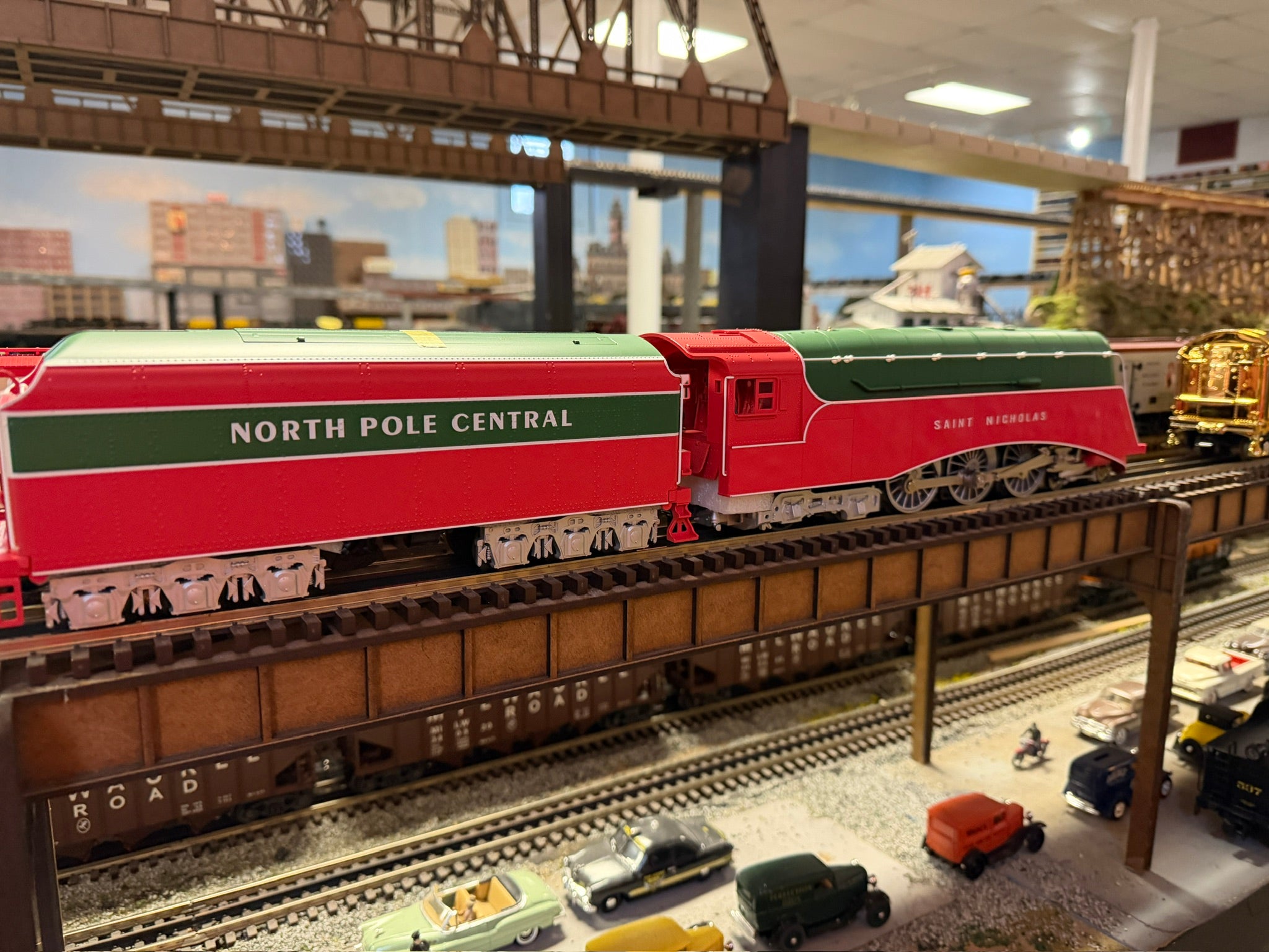 Lionel 2531420 - Vision Line Commodore Vanderbilt "North Pole Central" #Saint Nicholas - MrMuffin'sTrains