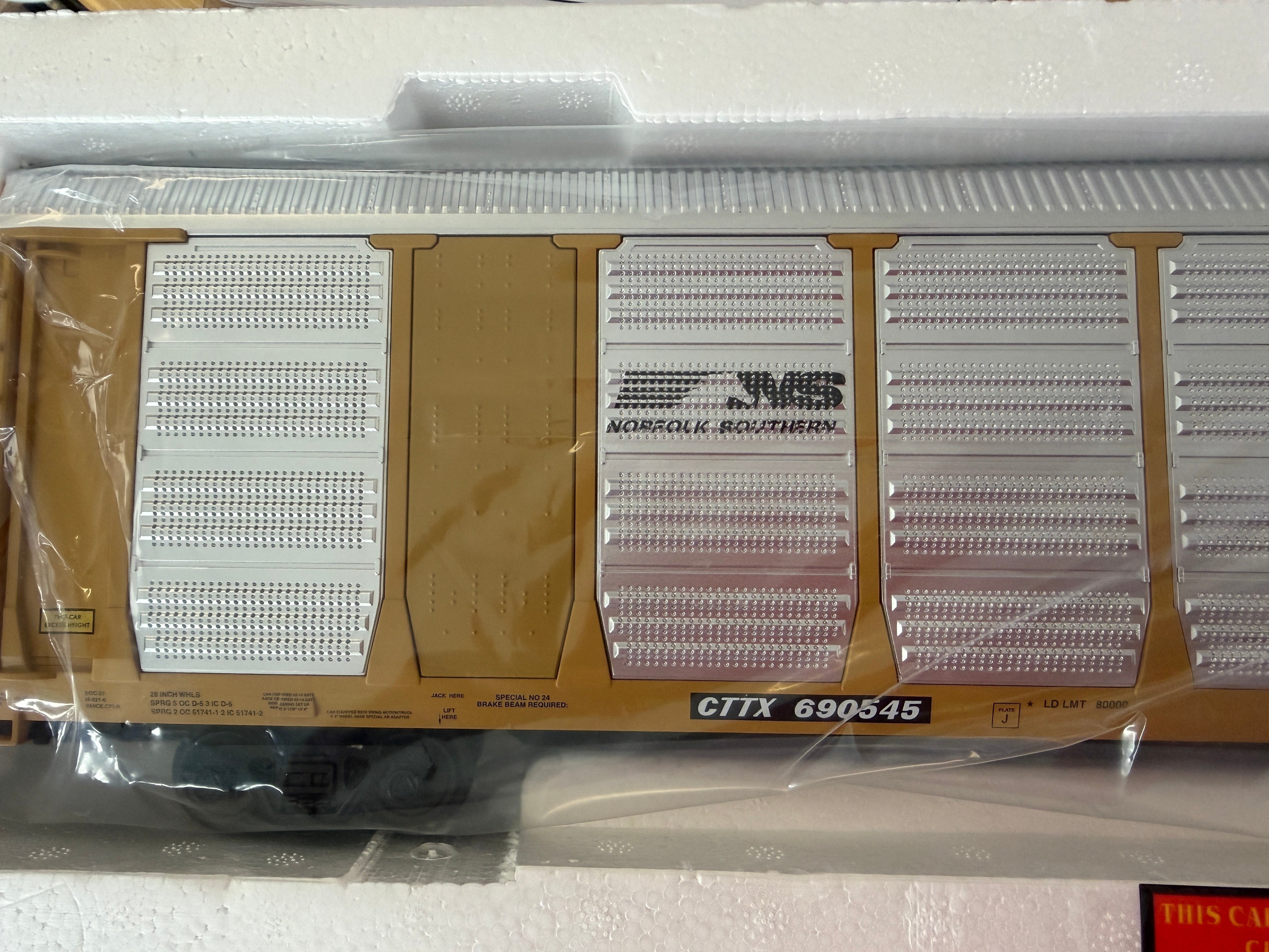 MTH 20-92047 - Corrugated Auto Carrier Set "Norfolk & Southern" (6-Car)