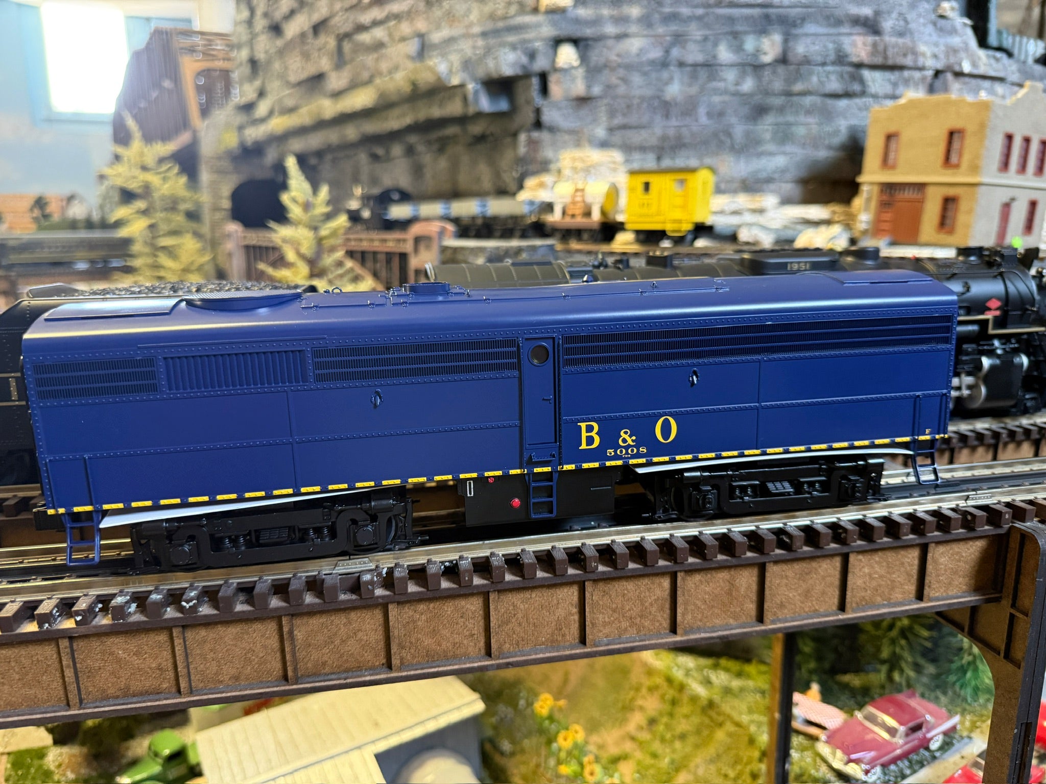 Lionel 2533888 - Legacy FB-2 Diesel Locomotive "Baltimore & Ohio" #5008 (Powered)