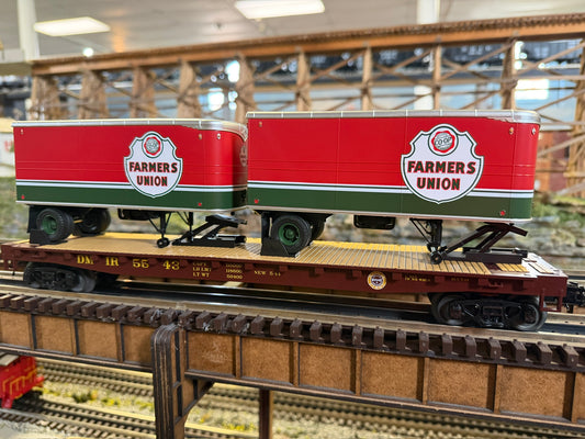 MTH 20-95714 - Premier - Flat Car "Duluth Missabe & Iron Range" w/ (2) PUP Trailers (Farmers Union) - MrMuffin'sTrains