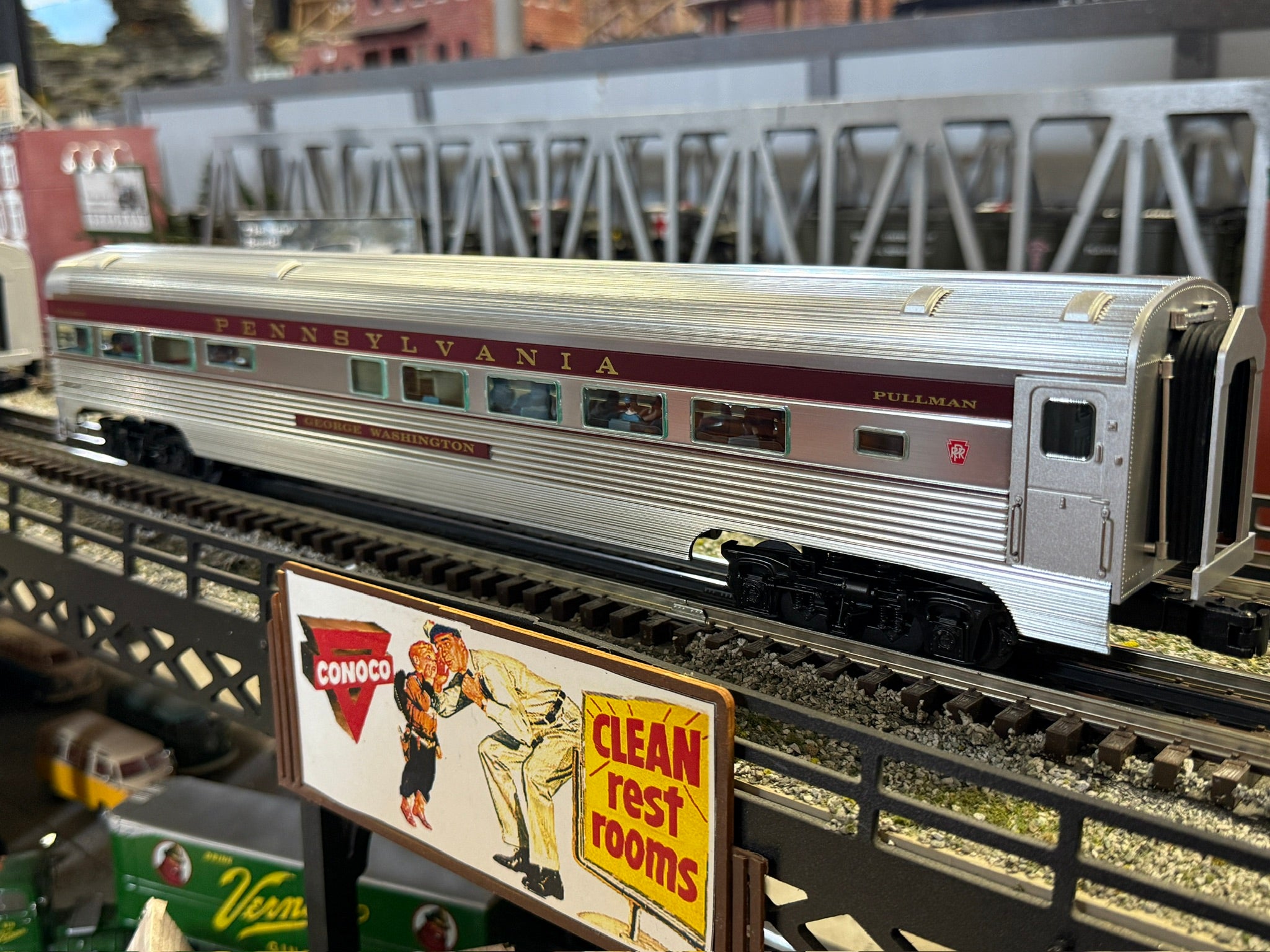 Lionel 2527090 - 18" Aluminum Passenger Car Set "Pennsylvania" (4-Car) Senator