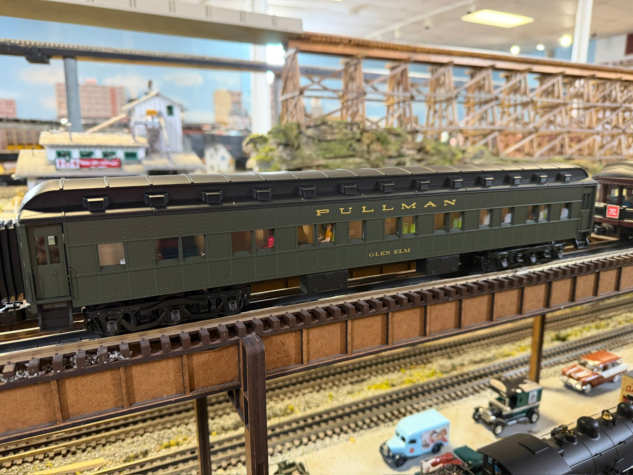 Lionel 2527590 - 20th Century 18" Passenger Car "Pullman" (2-Car) Set #1