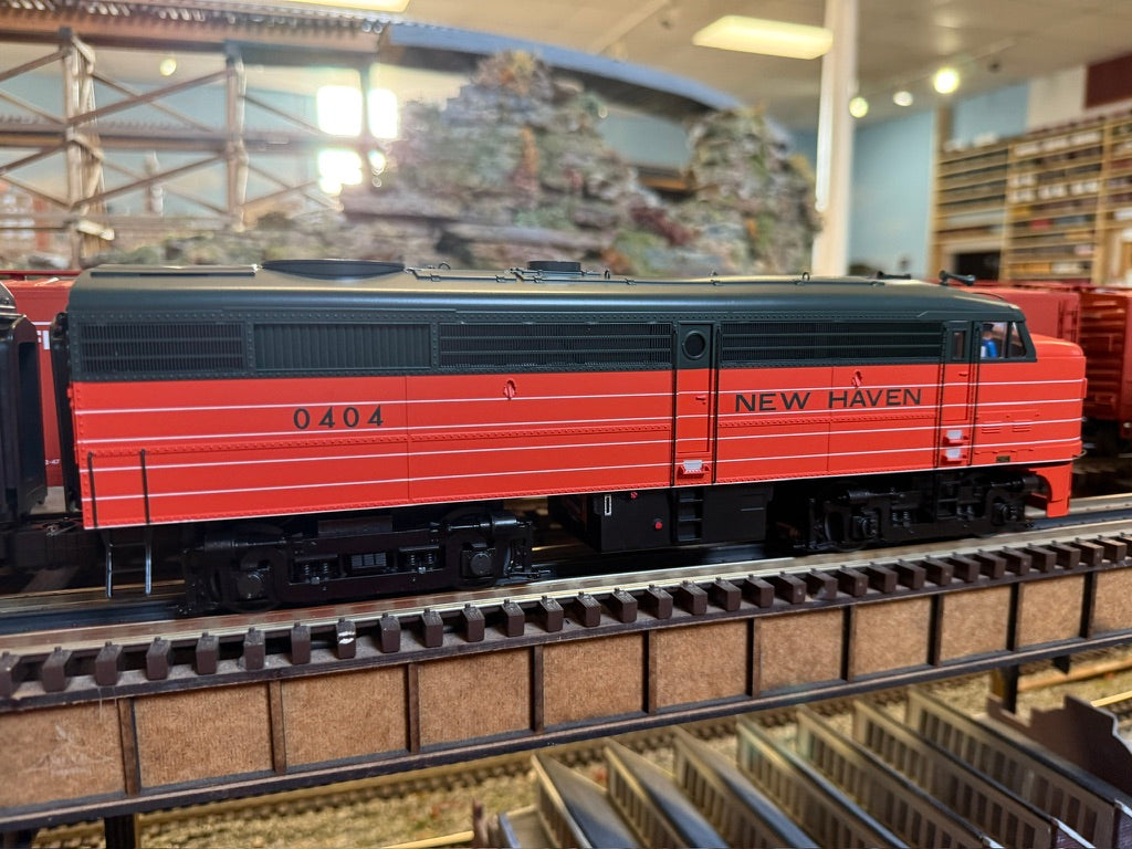 Lionel 2533961 - Legacy FA-2 AA Diesel Set "New Haven" #0404/0406 - Custom Run for MrMuffin'sTrains