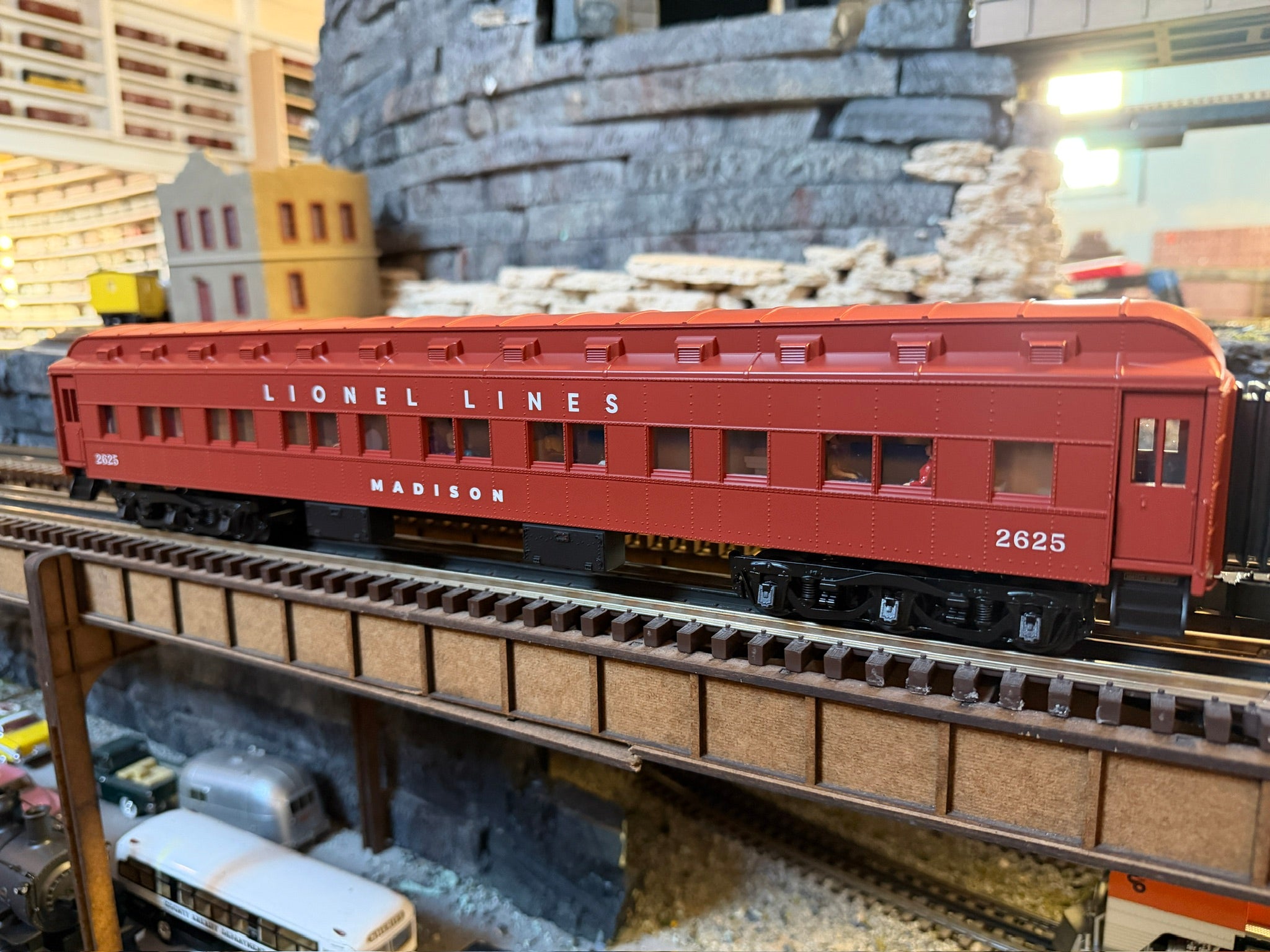 Lionel 2522020 -  Vision Line GG1 (Postwar Inspired) Madison Set "Pennsylvania" #2332