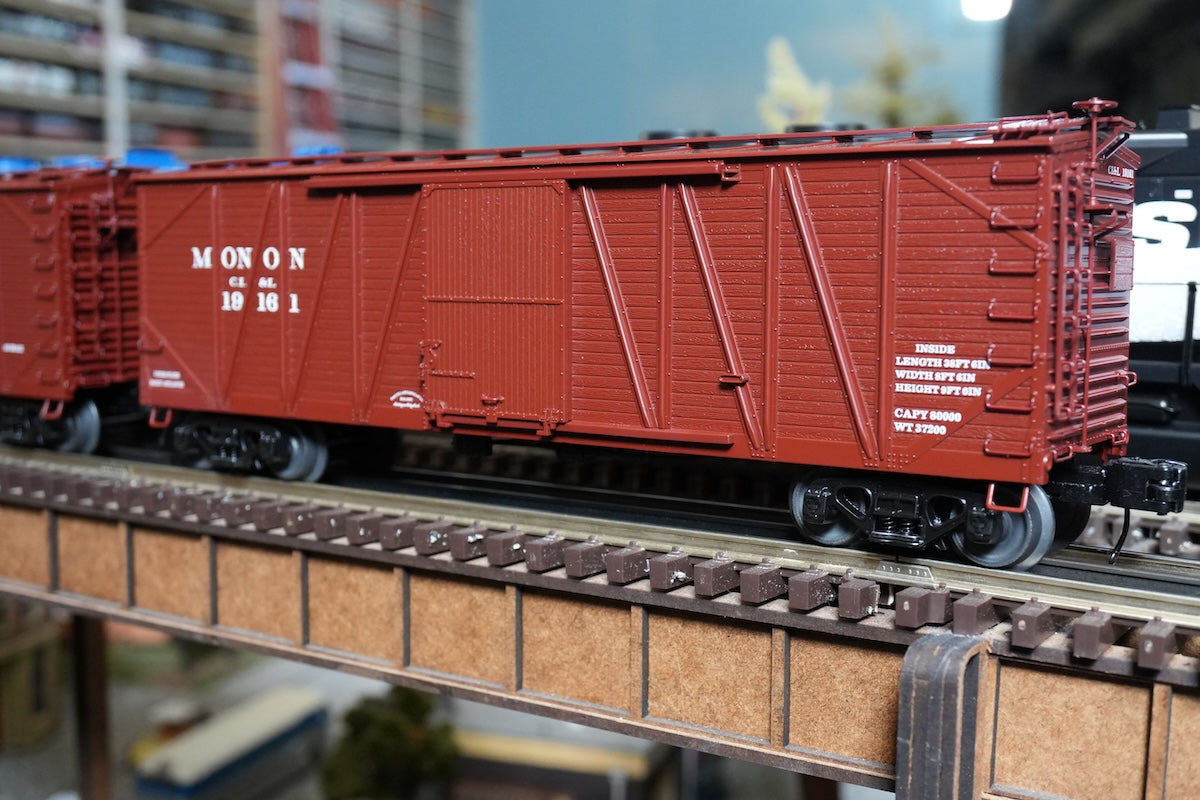 MTH 20-99457 - Premier - 40’ USRA Single Sheathed Box Car "Monon" #19161 - Custom Run for MrMuffin'sTrains