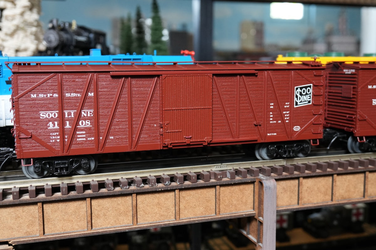 MTH 20-99462 - Premier - 40’ USRA Single Sheathed Box Car "SOO Line" #41108 - Custom Run for MrMuffin'sTrains