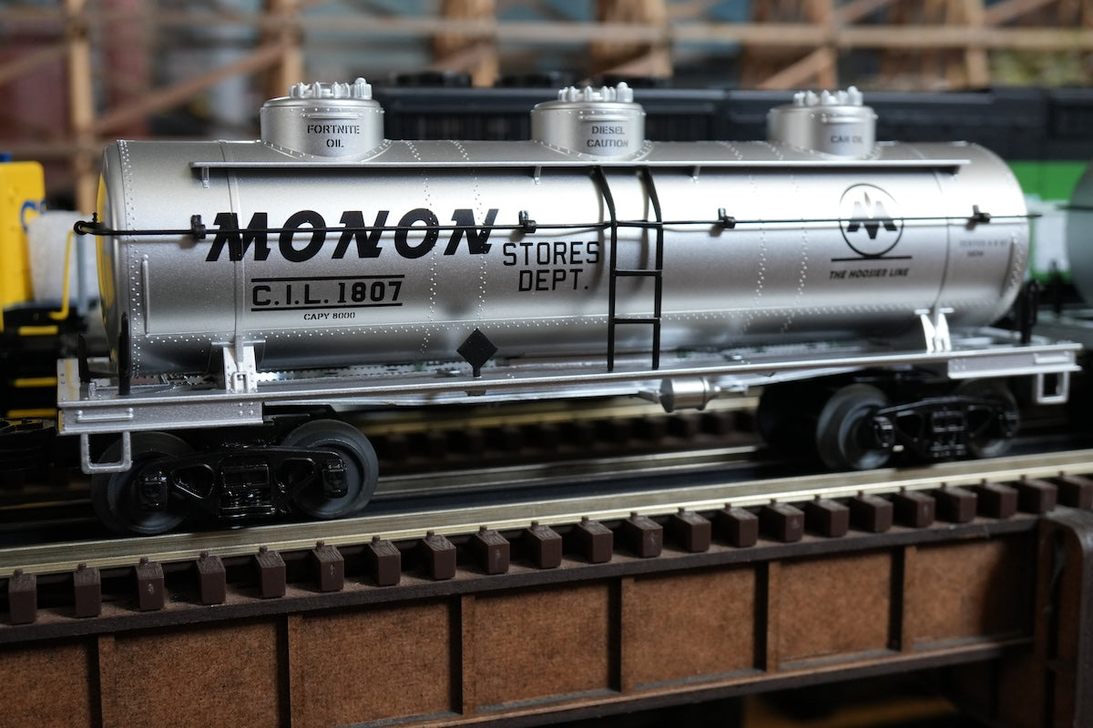 MTH 30-73674 - RailKing - 3-Dome Tank Car "Monon" #1807 - Custom Run for MrMuffin'sTrains