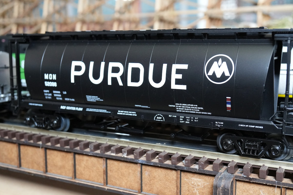 MTH 20-96889 - Premier - 3-Bay Cylindrical Hopper Car "Monon” #52098 (Purdue) - Custom Run for MrMuffin'sTrains