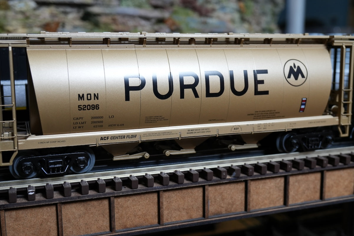MTH 20-96888 - Premier - 3-Bay Cylindrical Hopper Car "Monon” #52096 (Purdue) - Custom Run for MrMuffin'sTrains