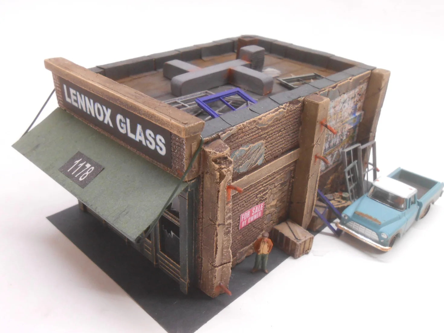 Downtown Deco O 62 -  Lennox Glass Building Kit