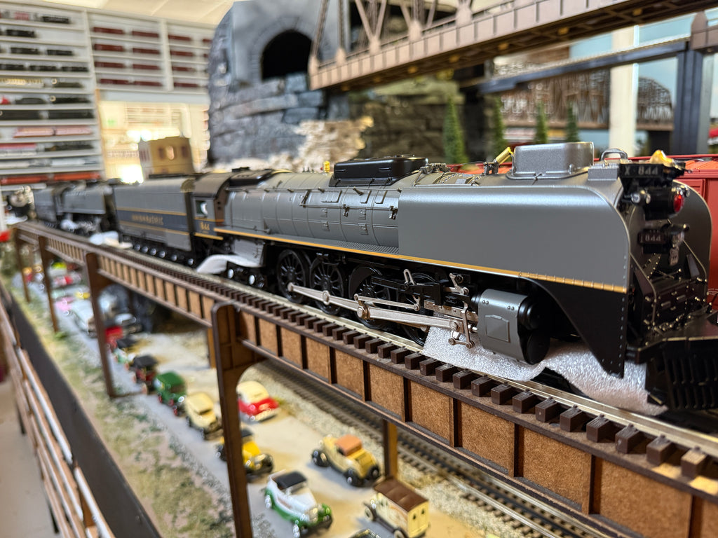 MTH 20-3962-1 - FEF 4-8-4 Northern Steam Engine 