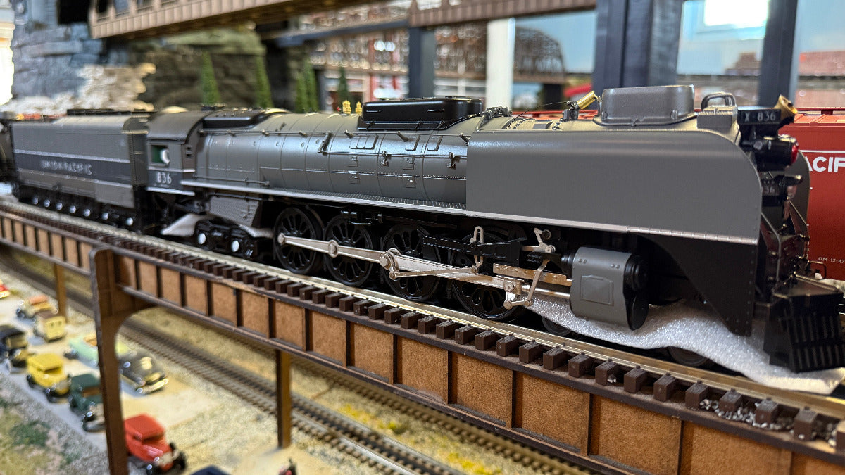 MTH 20-3963-1 - Premier - FEF 4-8-4 Northern Steam Engine "Union Pacific" #844 w/ PS3 (TT Gray w/Silver Stripes)