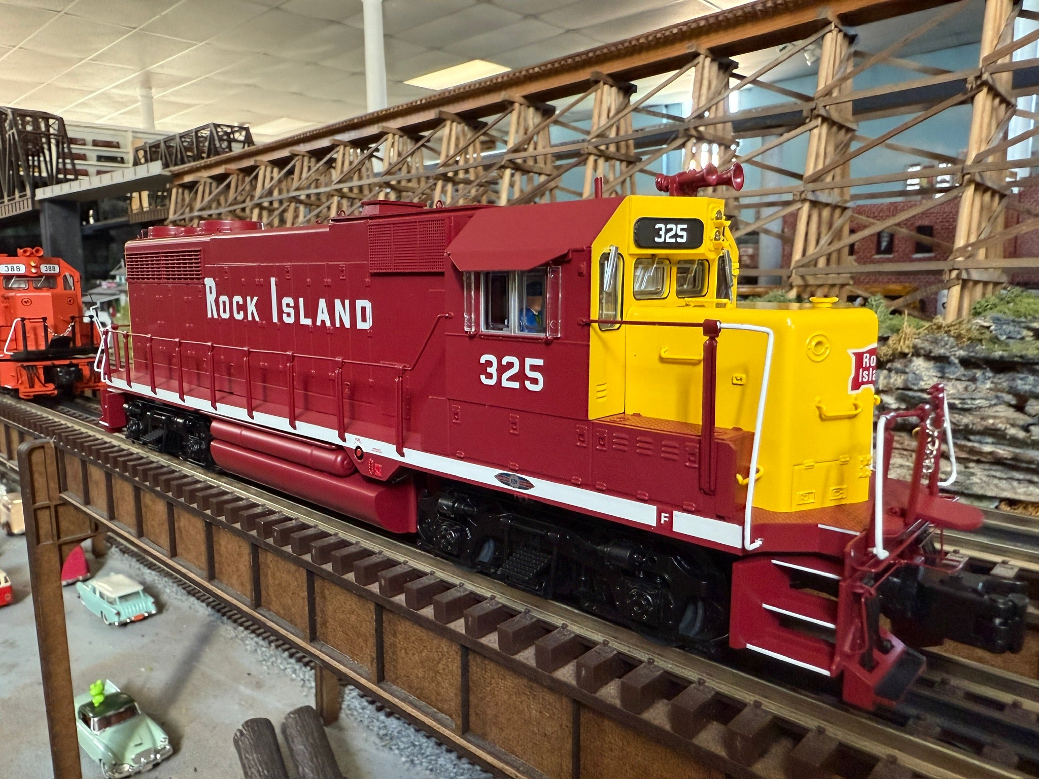 Lionel 2533956 - Legacy GP35 Diesel Locomotive "Rock Island" #325 - Custom Run for MrMuffin'sTrains