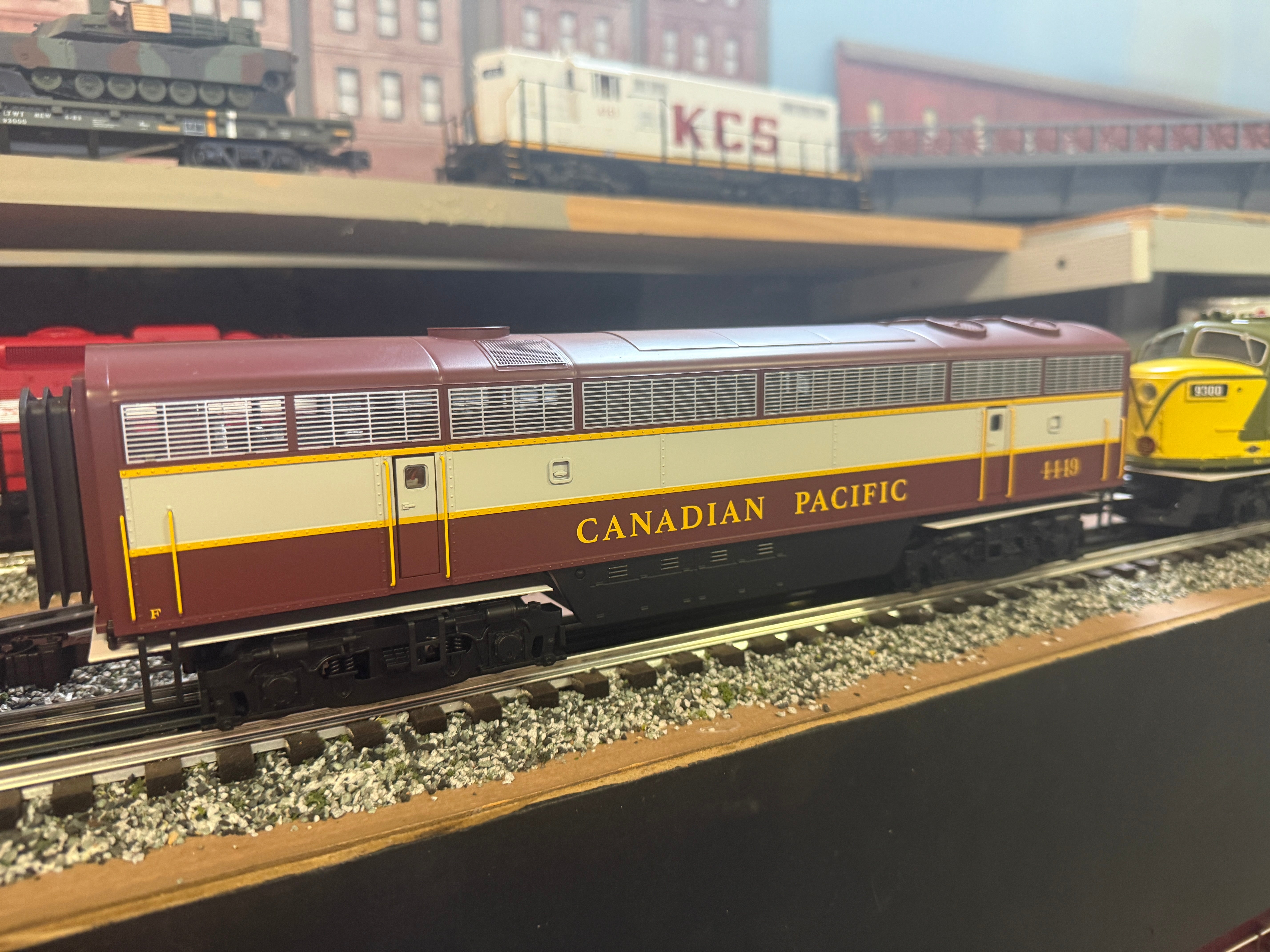 Lionel 2533229 - C Liner Superbass "Canadian Pacific" #4449
