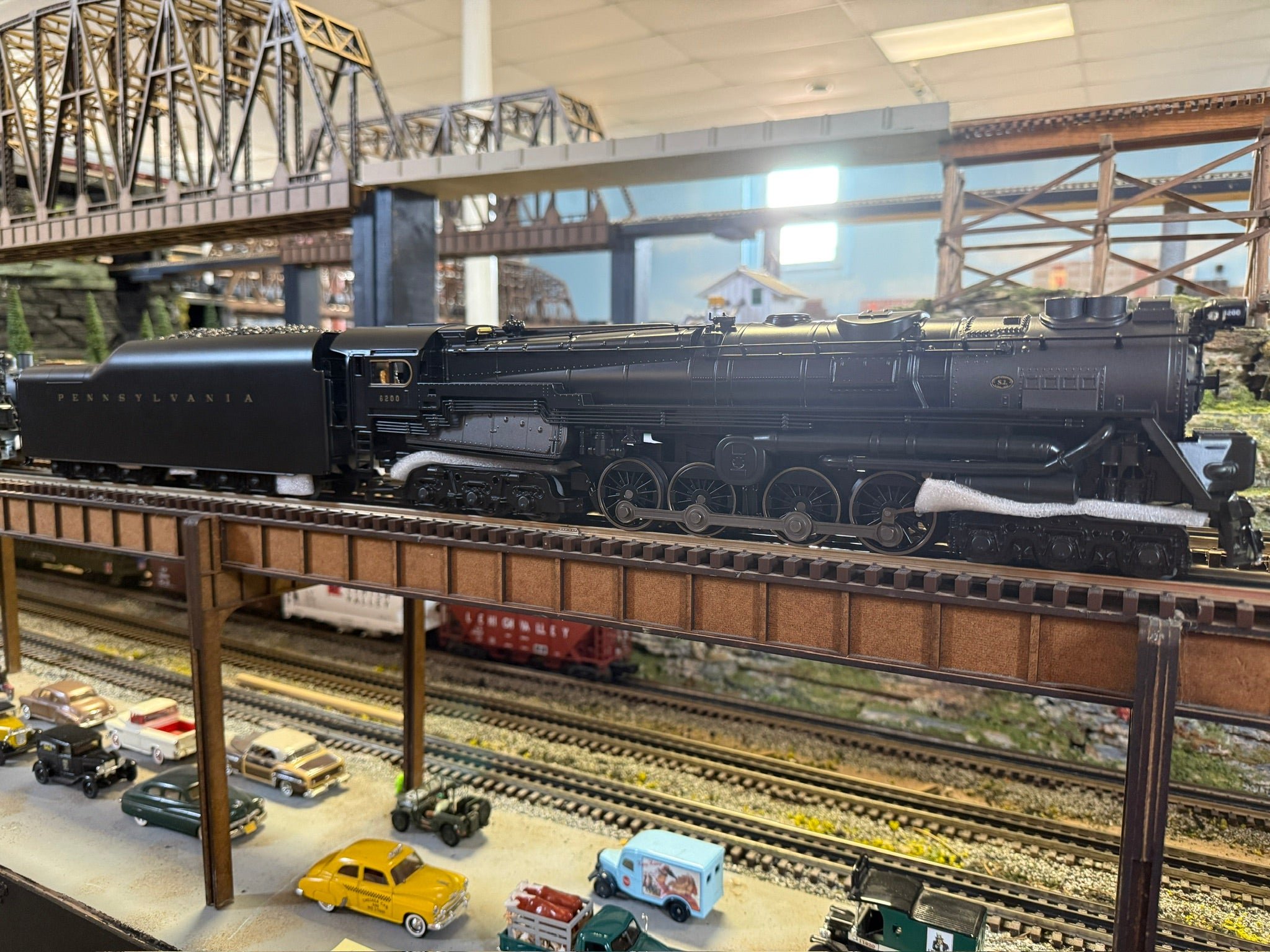 Lionel 2531450 - Legacy S2 Steam Locomotive "Pennsylvania" #6200 (Smoke Lifters) Black