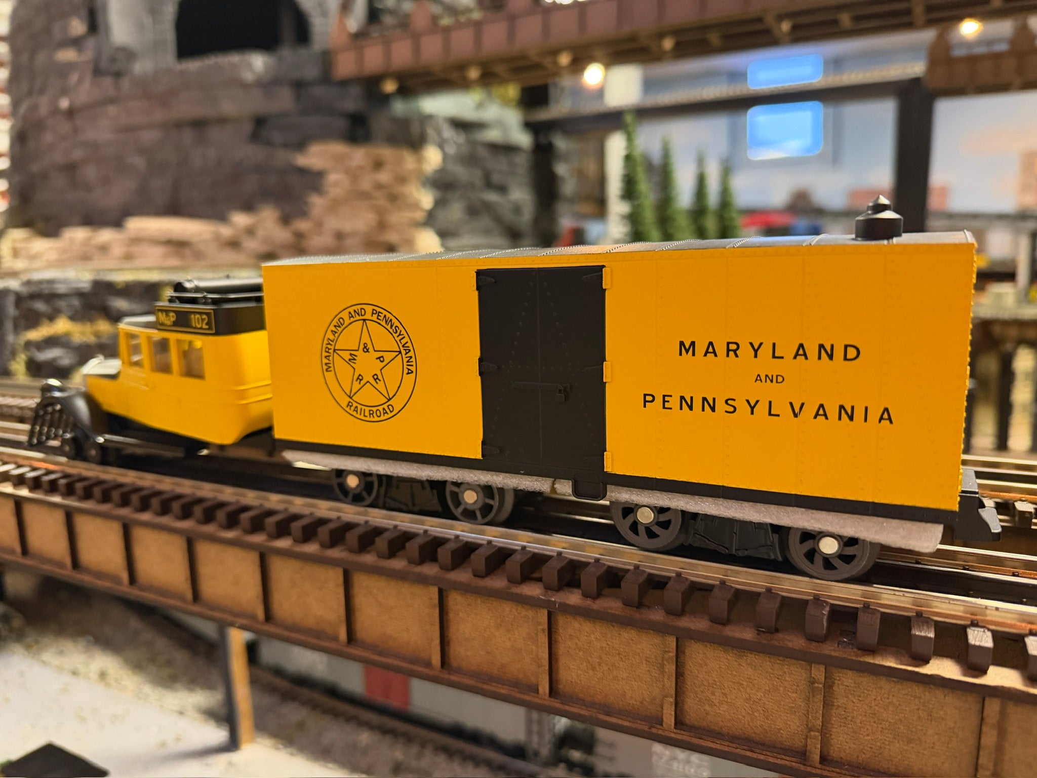 MTH 30-21308-1 - Galloping Goose Diesel "Maryland & Pennsylvania" #102 w/ PS3