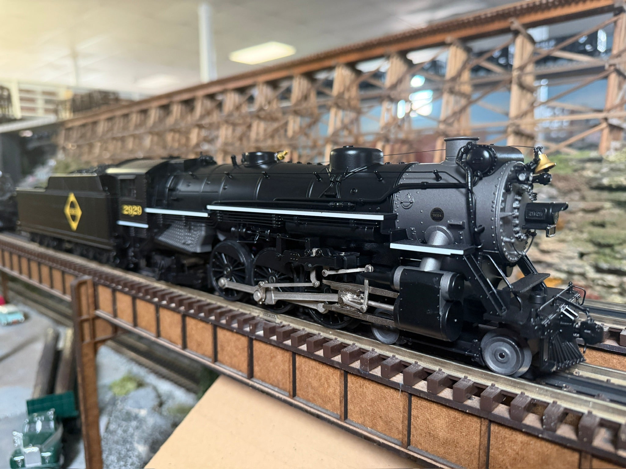 MTH 20-3983-1 - 4-6-2 USRA Heavy Pacific Steam Engine "Erie" #2929 w/ PS3 - Custom Run for MrMuffin'sTrains