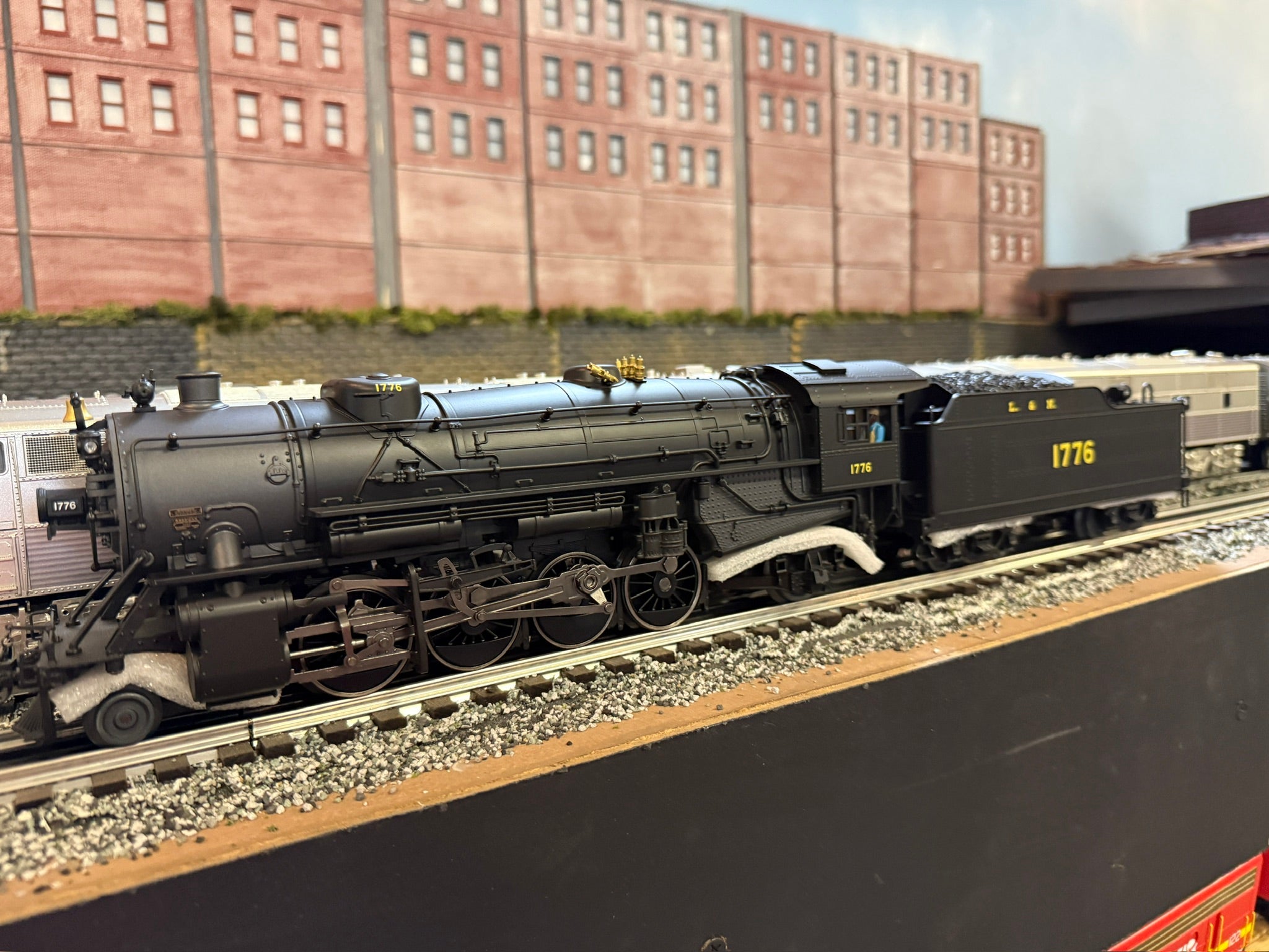Lionel 2531100 - Legacy USRA Heavy Mikado Steam Locomotive "Louisville & Nashville" #1776
