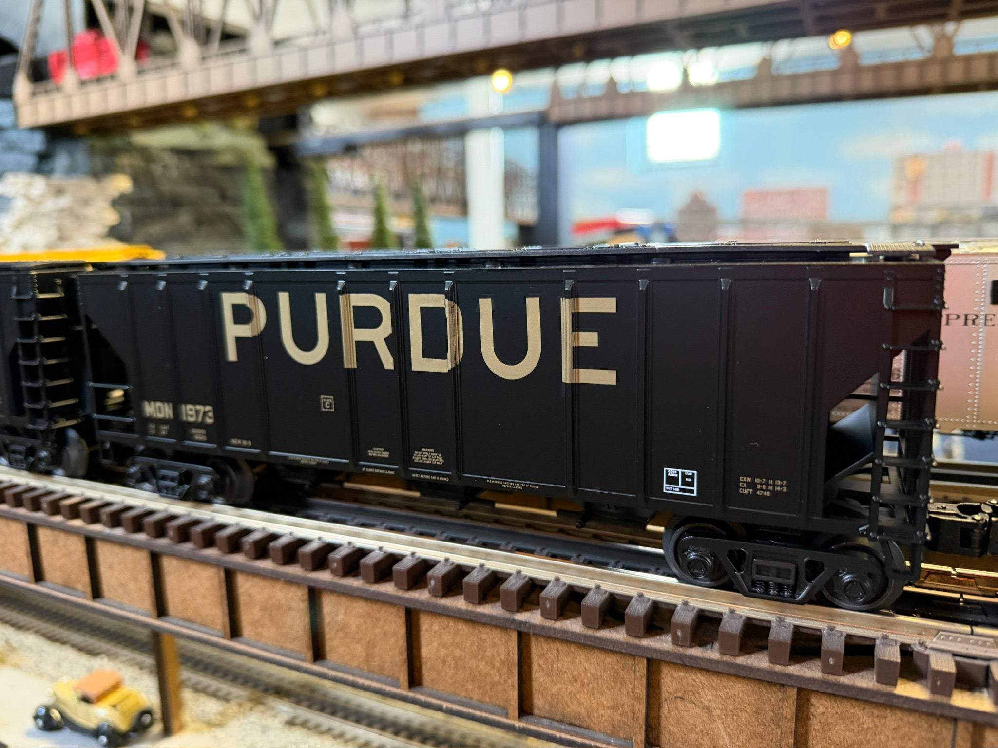 MTH 30-70164 - Ps-2 Discharge Hopper Set "Purdue" (3-Car) - Custom Run for MrMuffin'sTrains